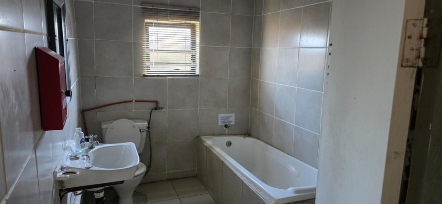 4 Bedroom Property for Sale in Scenery Park Eastern Cape